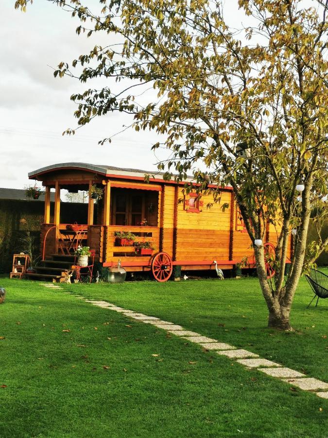 PendéRoulotte La Passe Pierre住宿加早餐旅馆 外观 照片